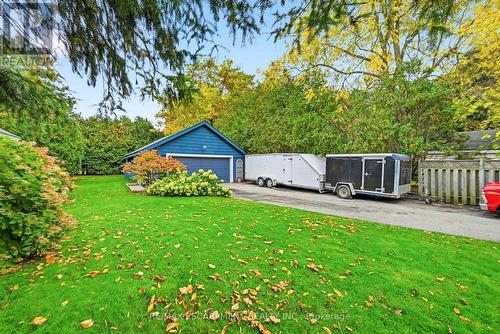 415 Henderson Road, Burlington, ON - Outdoor