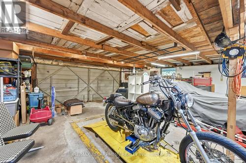 415 Henderson Road, Burlington, ON - Indoor