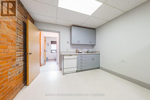 120 Catharine Street S, Hamilton, ON 