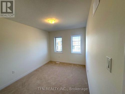 28 Canvas Crescent, Welland, ON - Indoor Photo Showing Other Room