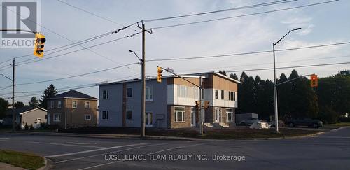 600 10Th Street E, Cornwall, ON - Outdoor