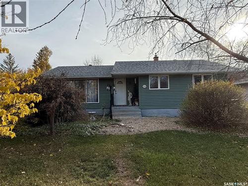 216 Ash DRIVE  Weyburn, SK S4H 0S2