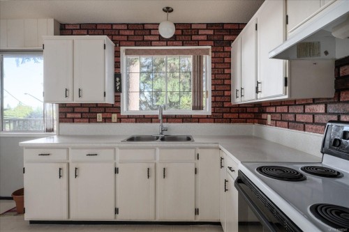 4425 Gulfview Dr, Nanaimo, BC 