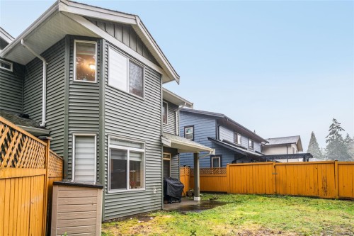 101-5186 Dunster Rd, Nanaimo, BC - Outdoor