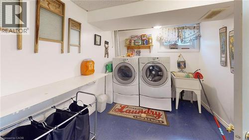 Laundry area with washer and dryer - 113 Edmund Road, Kitchener, ON - Indoor Photo Showing Laundry Room