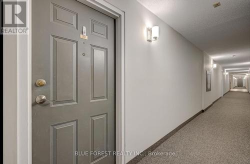301 - 76 Base Line Road W, London South (South E), ON - Indoor Photo Showing Other Room