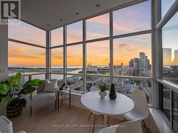 UPH3 - 410 QUEENS QUAY W  Toronto, ON M5V 3T1