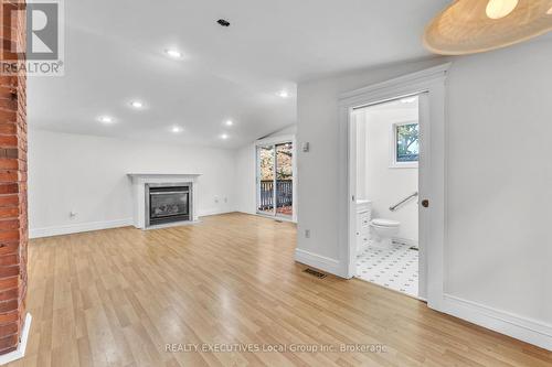 667 Jane Street, North Bay (West End), ON - Indoor Photo Showing Living Room With Fireplace