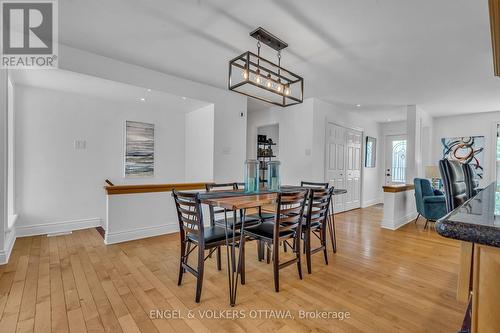 1369 Fontenay Crescent, Ottawa, ON - Indoor Photo Showing Dining Room