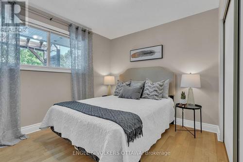 1369 Fontenay Crescent, Ottawa, ON - Indoor Photo Showing Bedroom