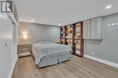 1369 Fontenay Crescent, Ottawa, ON - Indoor Photo Showing Bedroom