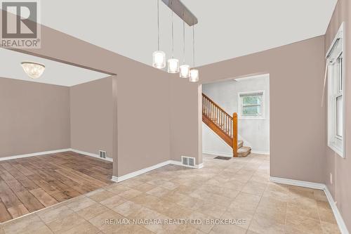 32 Page Street, St. Catharines (E. Chester), ON - Indoor Photo Showing Other Room