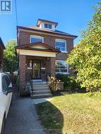 252 GRAHAM AVENUE S  Hamilton (Delta), ON L8K 2M6