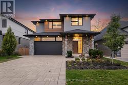 21 SINGER STREET  Thorold (Hurricane/Merrittville), ON L2V 0E9