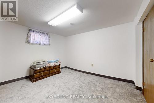 139 Tower Drive, Toronto, ON - Indoor Photo Showing Other Room