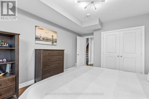 579 Baie-Des-Castors Street, Ottawa, ON - Indoor Photo Showing Bedroom