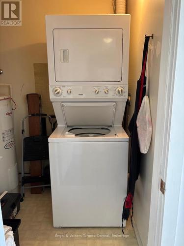 93 - 23 Dawson Drive, Collingwood, ON - Indoor Photo Showing Laundry Room