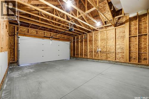 3149 Favel Drive, Regina, SK - Indoor Photo Showing Garage