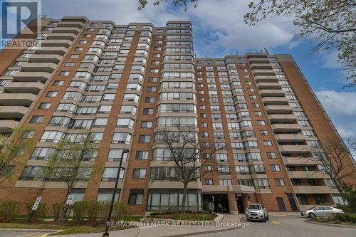 808 - 7601 BATHURST STREET  Vaughan, ON L4J 4H5
