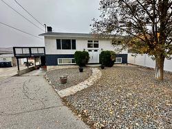 971 Dividend Court  Oliver, BC V0H 1T6