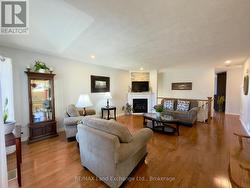 Freshly Painted Living Rm w/ Gas Fireplace - 
