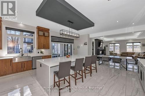 595 Shoreway Drive, Ottawa, ON - Indoor Photo Showing Kitchen With Upgraded Kitchen