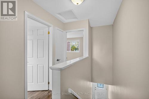 928 Meadowlands Drive, Ottawa, ON - Indoor Photo Showing Other Room