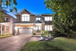 5 WYNRIDGE PLACE  Ottawa, ON K2M 2S9