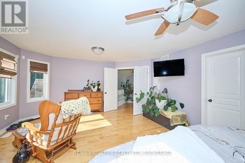 690 Brian Street, Fort Erie (Crescent Park), ON - Indoor Photo Showing Bedroom