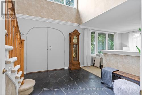 848 Swiss Heights, Oshawa (Pinecrest), ON - Indoor Photo Showing Other Room