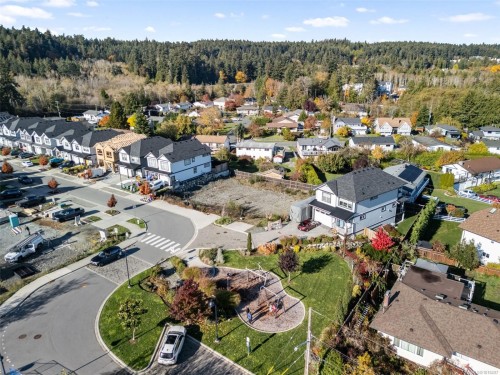 282 Seafield Rd, Colwood, BC 