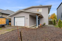 2019 Lambert Dr  Courtenay, BC V9N 9C9