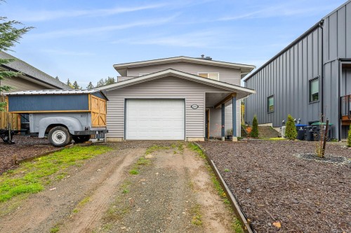2019 Lambert Dr, Courtenay, BC 