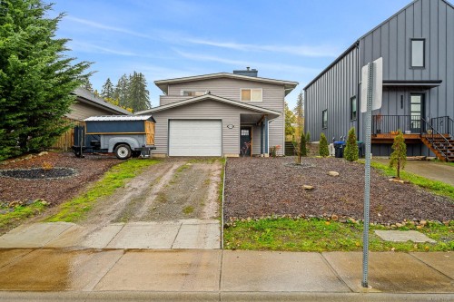 2019 Lambert Dr, Courtenay, BC 