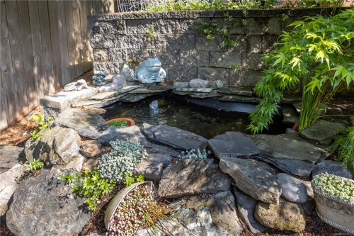 2250 Tryon Rd, North Saanich, BC 