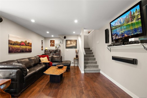 2250 Tryon Rd, North Saanich, BC 