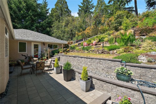 2250 Tryon Rd, North Saanich, BC 