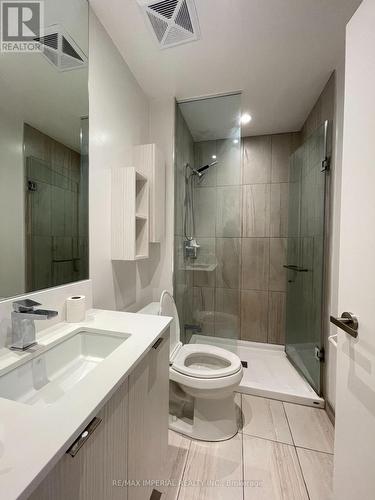 405 - 195 Redpath Avenue, Toronto, ON - Indoor Photo Showing Bathroom