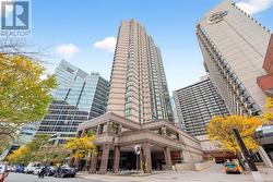 2302 - 38 ELM STREET  Toronto, ON M5G 2K5