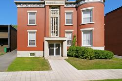 107-108-149 Rue St-Eustache  Saint-Eustache, QC J7R 2L5