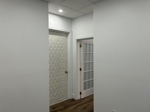 Bureau - 107-108-149 Rue St-Eustache, Saint-Eustache, QC - Indoor Photo Showing Other Room