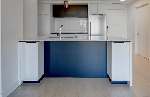 Cuisine - 2310-60 Rue De L'Éclipse, Brossard, QC - Indoor Photo Showing Kitchen