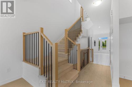 937 Cologne Street, Russell, ON - Indoor Photo Showing Other Room