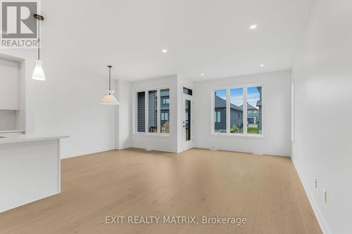 937 Cologne Street, Russell, ON - Indoor Photo Showing Other Room