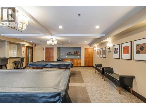 1093 Sunset Drive Unit# 307, Kelowna, BC - Indoor Photo Showing Other Room