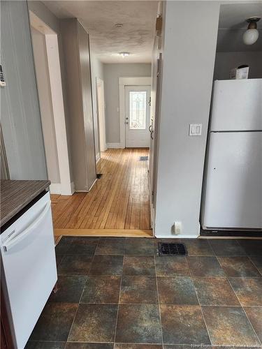 261-263 Lutz St, Moncton, NB - Indoor