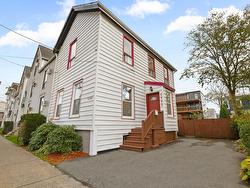 5792 West Street  Halifax, NS B3K 1H8