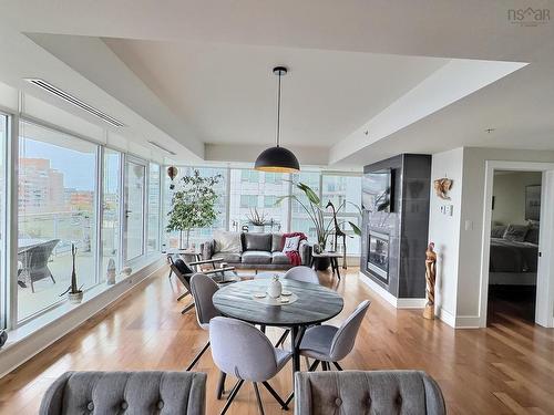 706 31 Kings Wharf Place, Dartmouth, NS 