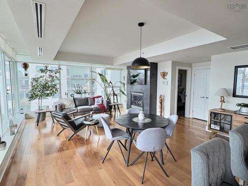 706 31 Kings Wharf Place, Dartmouth, NS 