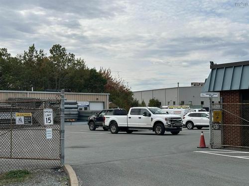 35 Macdonald Avenue, Dartmouth, NS 